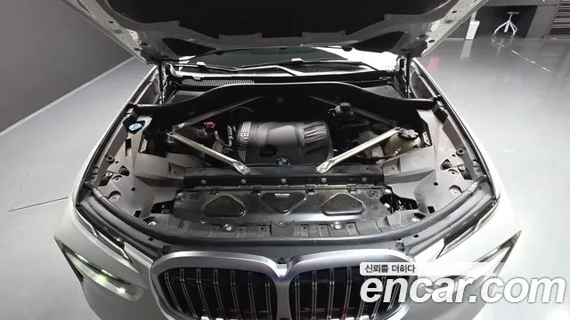 BMW X7 2023 thumb 8
