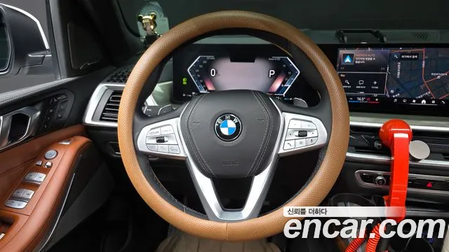 BMW X7 2023 thumb 6