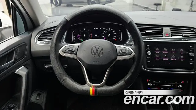 Volkswagen Tiguan 2021 thumb 12