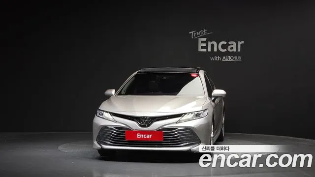 Toyota Camry 2019 thumb 10