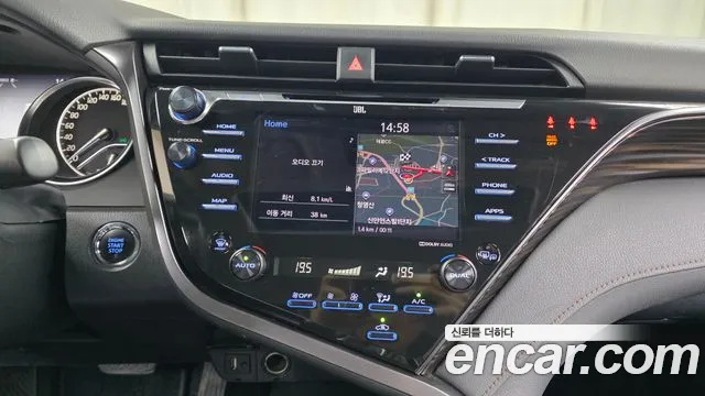 Toyota Camry 2019 thumb 11