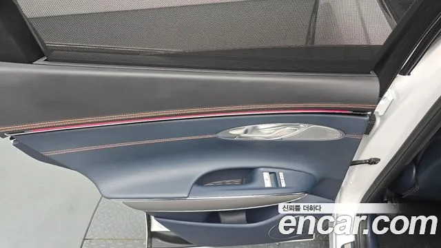 Genesis GV70 2025 thumb 6