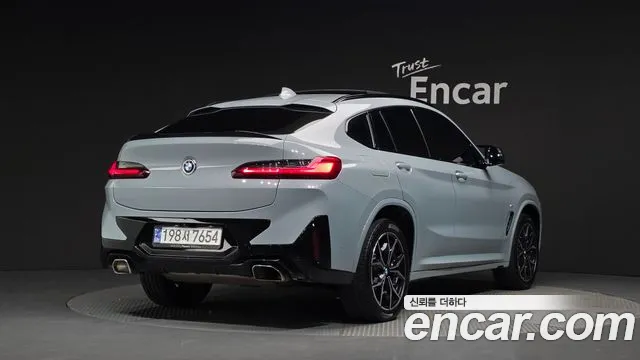 BMW X4 2024 thumb 11