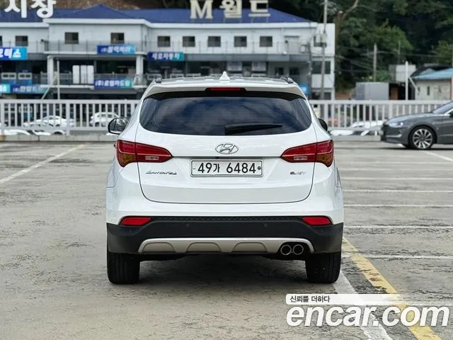 Hyundai Santa Fe 2014 thumb 4