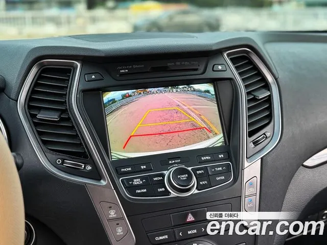 Hyundai Santa Fe 2014 thumb 6