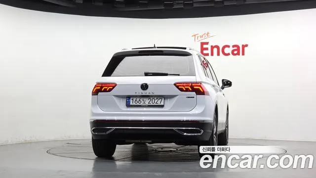 Volkswagen Tiguan 2023 thumb 3