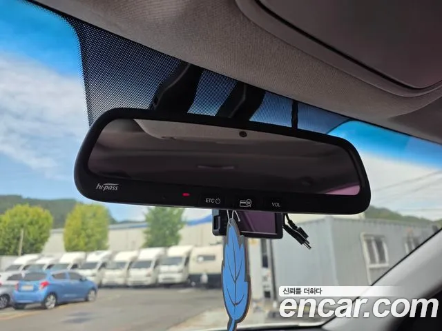 Kia Niro 2017 thumb 5