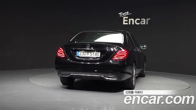 Mercedes-Benz C-Класс 2017 thumb 4
