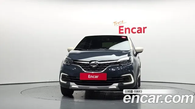 Renault Captur 2017 thumb 3