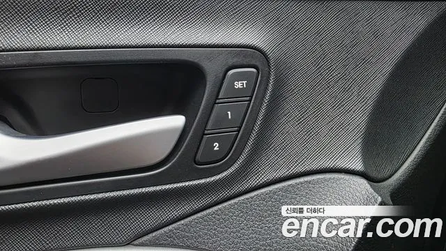 Hyundai Santa Fe 2014 thumb 4