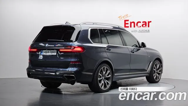 BMW X7 2020 thumb 4
