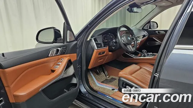 BMW X7 2020 thumb 7