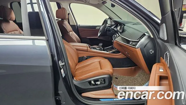 BMW X7 2020 thumb 11