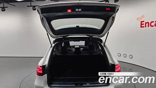 Mercedes-Benz GLC 2018 thumb 6
