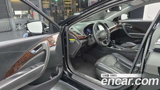 Hyundai Aslan 2015 thumb 3
