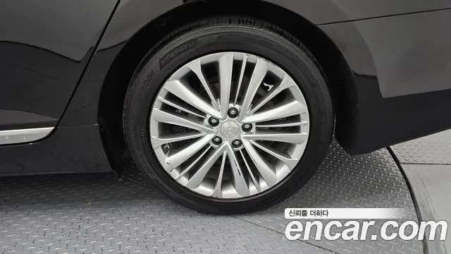 Hyundai Aslan 2015 thumb 7