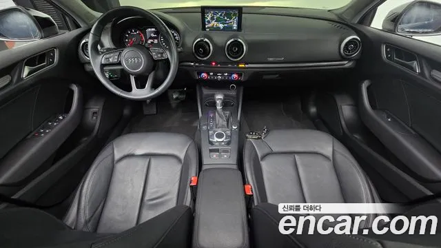 Audi A3 2020 thumb 6