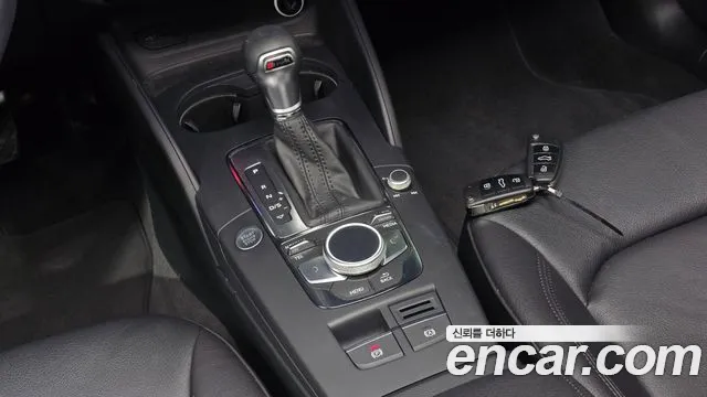Audi A3 2020 thumb 8