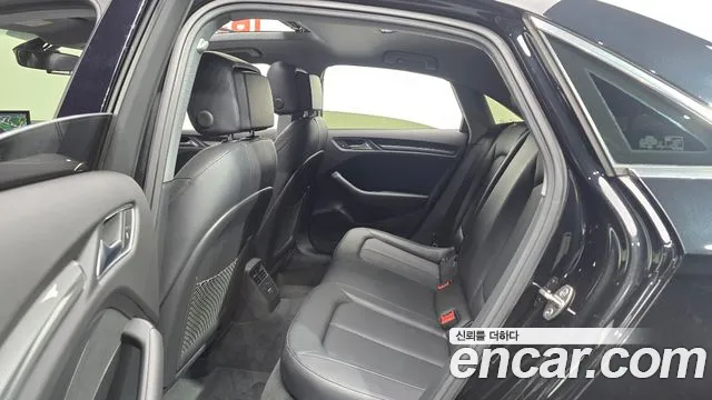Audi A3 2020 thumb 11