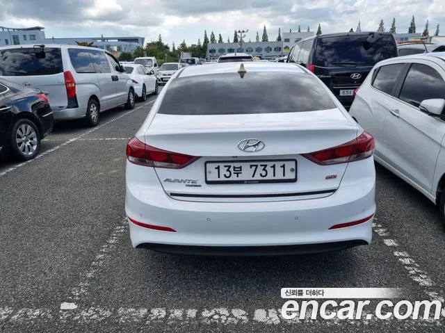 Hyundai Avante 2017 thumb 6