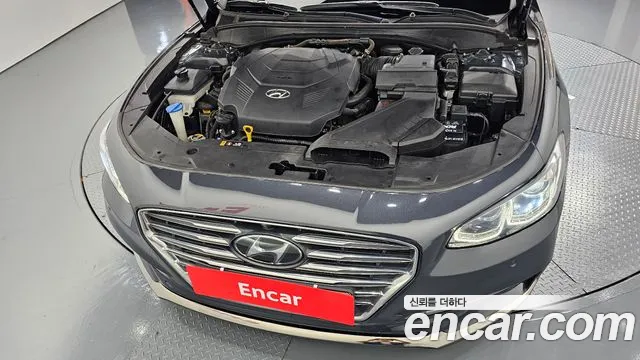 Hyundai Grandeur 2017 thumb 3