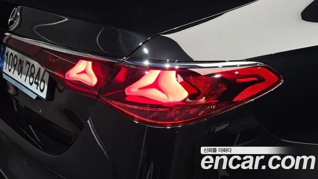 Mercedes-Benz E-Класс 2025 thumb 8