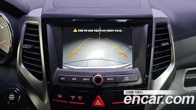 KG_Mobility_Ssangyong TIBOLI 2015 thumb 10
