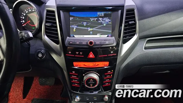 KG_Mobility_Ssangyong TIBOLI 2015 thumb 3