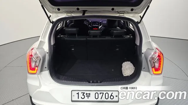 KG_Mobility_Ssangyong TIBOLI 2015 thumb 7