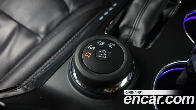 Ford Explorer 2015 thumb 6