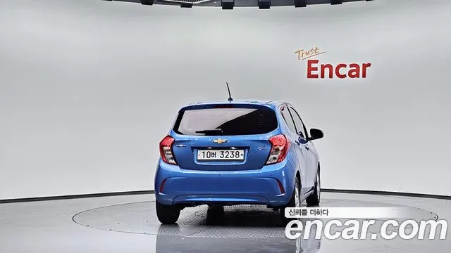 Chevrolet Spark 2017 thumb 10