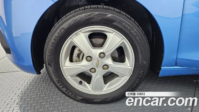 Chevrolet Spark 2017 thumb 5