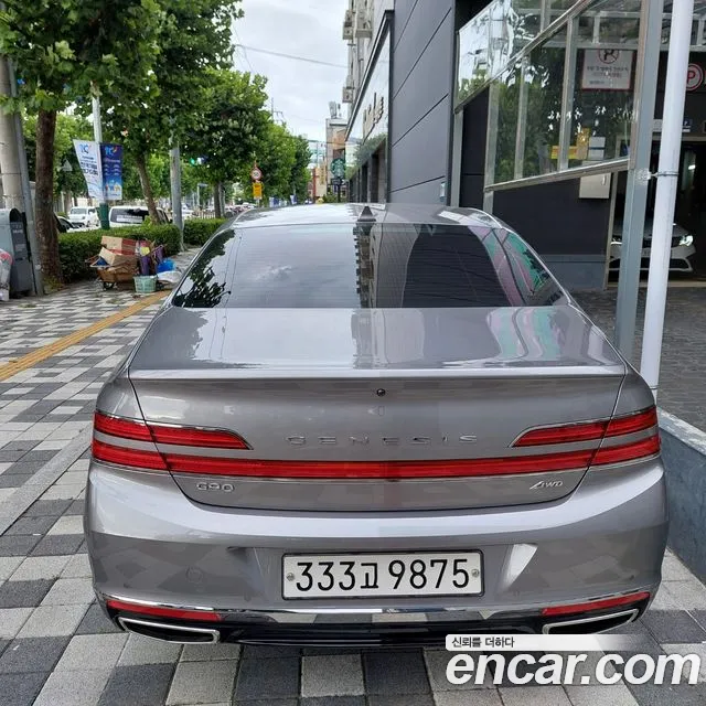 Genesis G90 2021 thumb 9
