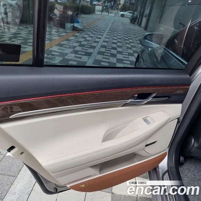 Genesis G90 2021 thumb 3