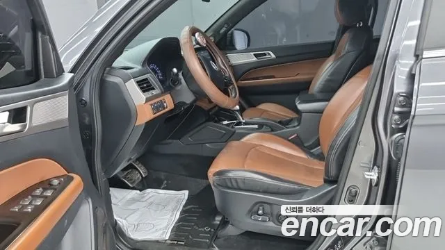 KG_Mobility_Ssangyong Rexton 2019 thumb 6