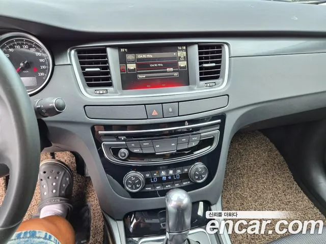 Peugeot 508 2016 thumb 8