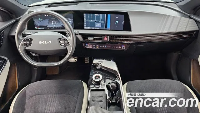 Kia EV6 2022 thumb 2