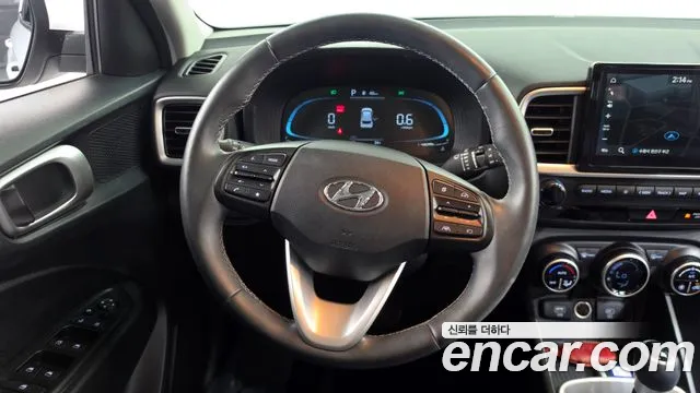 Hyundai Venue 2023 thumb 11
