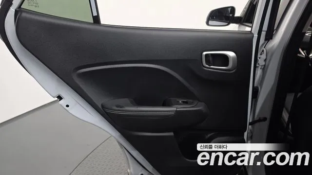 Hyundai Venue 2023 thumb 6