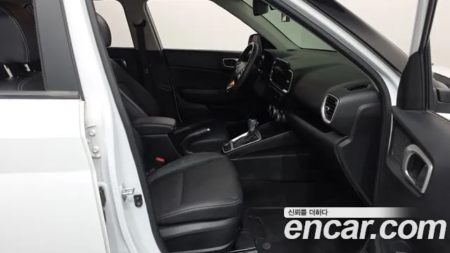 Hyundai Venue 2023 thumb 8