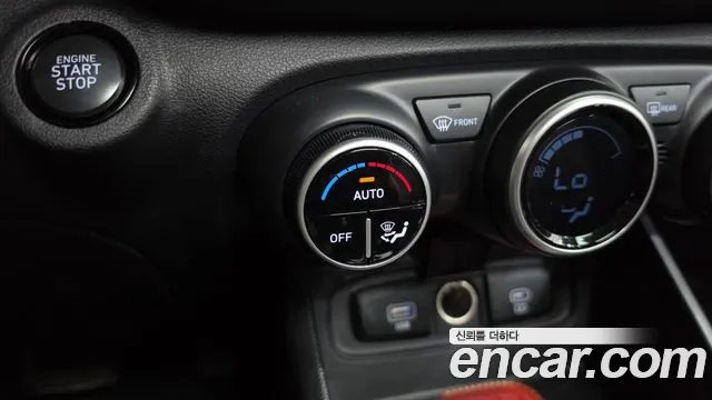 Hyundai Venue 2023 thumb 7