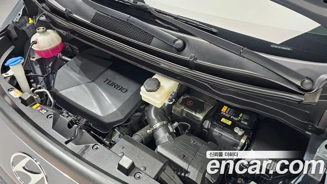 Hyundai Staria 2022 thumb 6