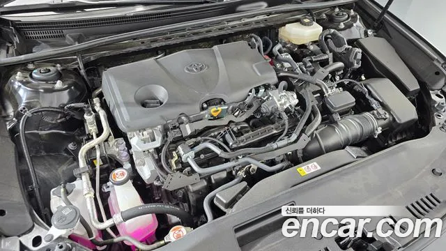 Toyota Camry 2025 thumb 6