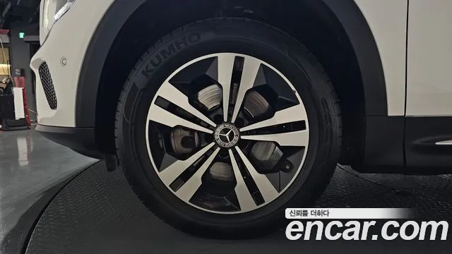 Mercedes-Benz GLB 2021 thumb 3