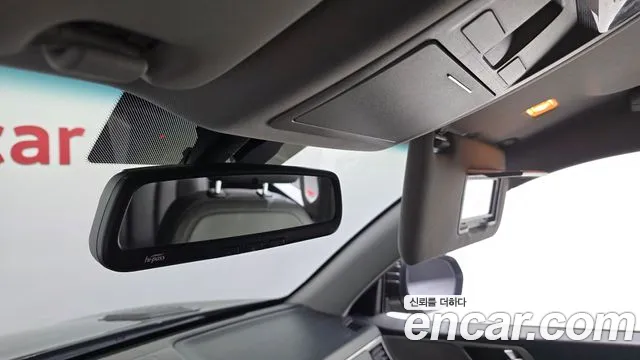 KG_Mobility_Ssangyong Rexton 2018 thumb 2