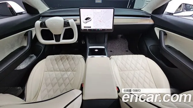 Tesla Model 3 2021 thumb 6