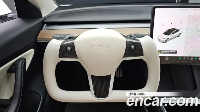 Tesla Model 3 2021 thumb 11