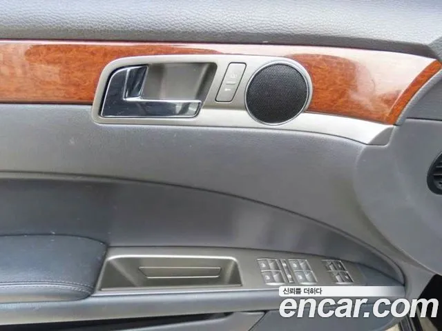 Volkswagen Phaeton 2013 thumb 12