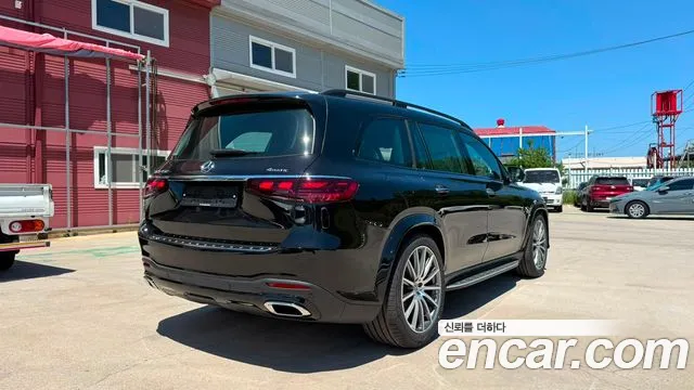 Mercedes-Benz GLS 2026 thumb 2