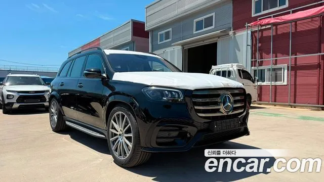 Mercedes-Benz GLS 2026 thumb 11